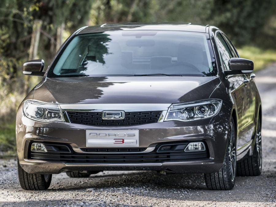  Qoros 3 Sedan 2014 года  (фото 19 из 37)